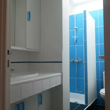 Apartamento Studio Avec Terrasse, Proche Tram